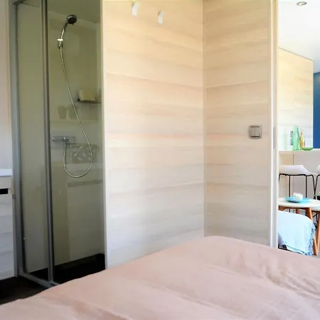 Mobil-home Confort 6 Pers., 3 Ch., 2 Sdb, A 200m, Piscine Chauffee, Fitness, Terrasse - Fr-1-361a-61