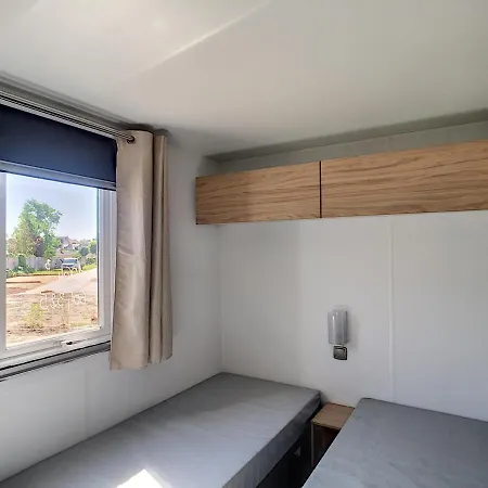 Prázdninový dům Mobil-home Confort 6 Pers., 3 Ch., 2 Sdb, A 200m, Piscine Chauffee, Fitness, Terrasse - Fr-1-361a-61 *